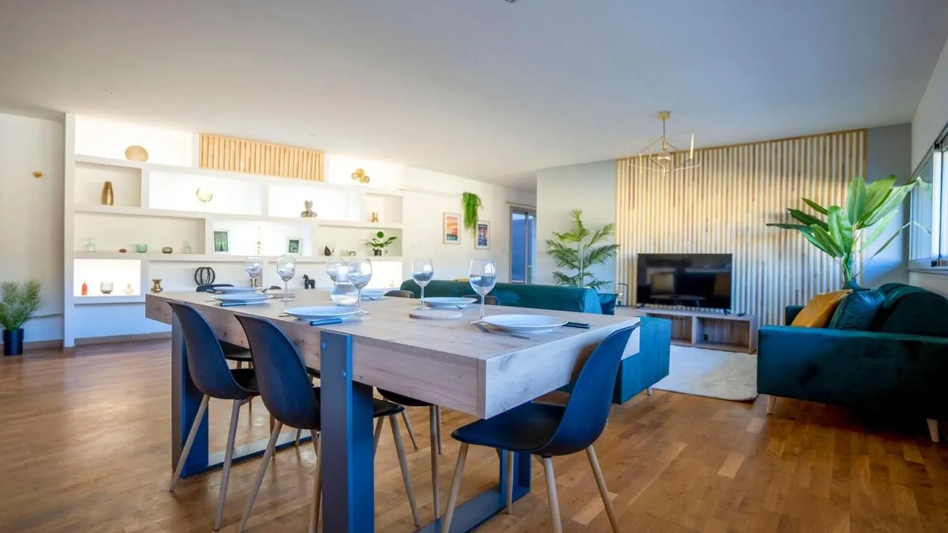 Holiday home Atlas -Elix 100M Gare - Vue Remparts -Terrasse Avignon