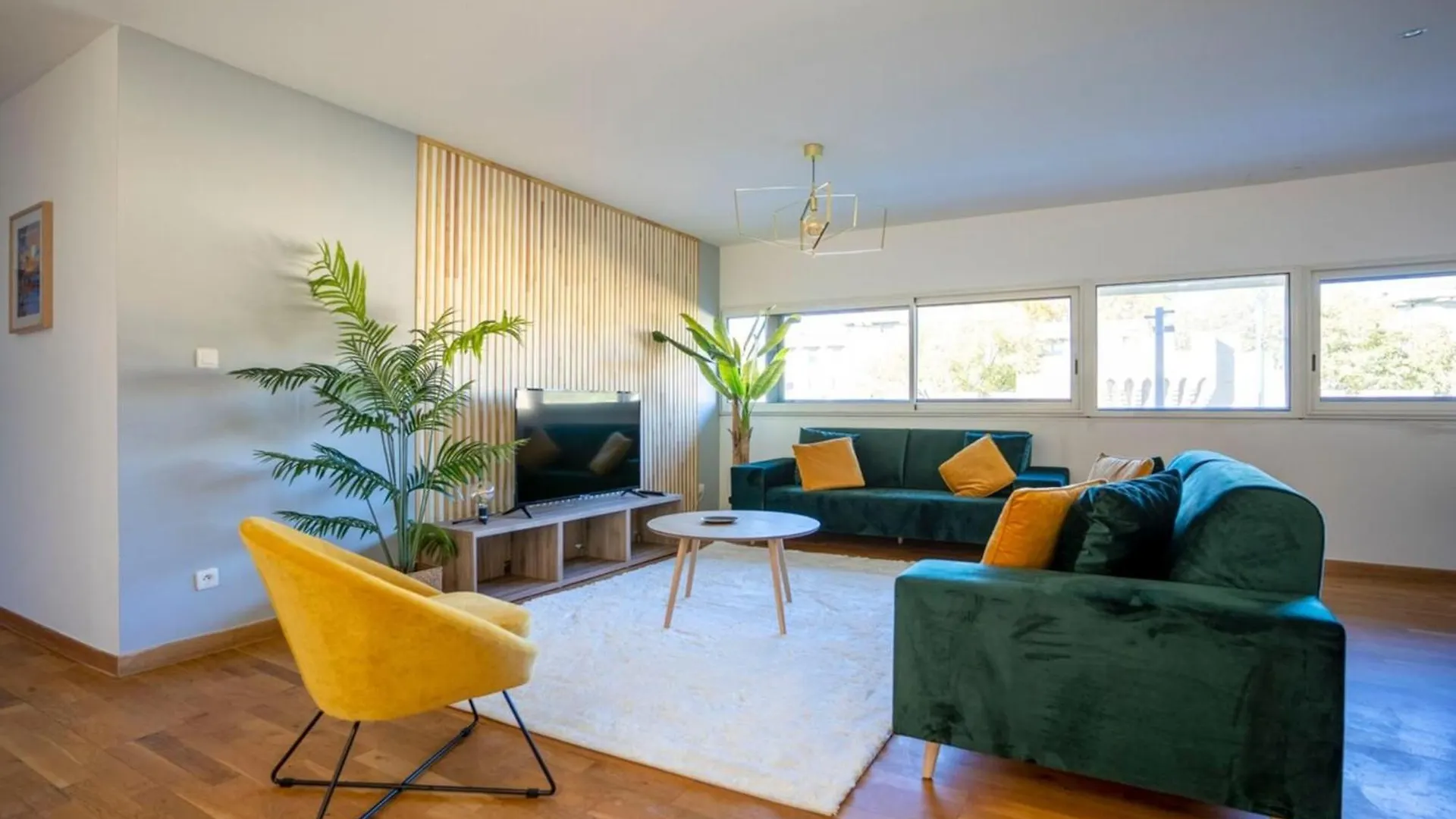 Atlas -Elix 100M Gare - Vue Remparts -Terrasse Avignon Holiday home